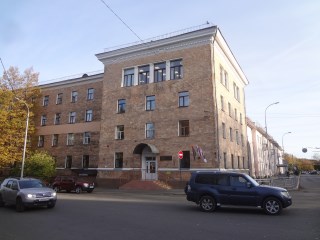 Здание