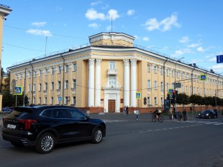 Здание