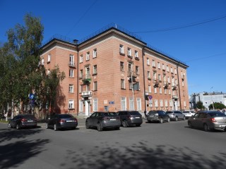 Здание
