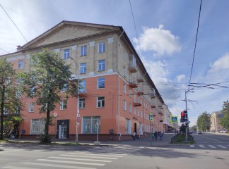 Здание